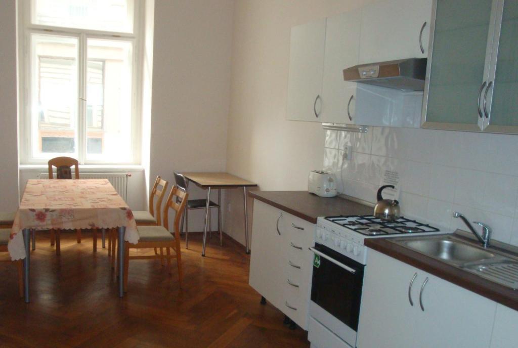 Gallery Hostel Prag Eksteriør billede