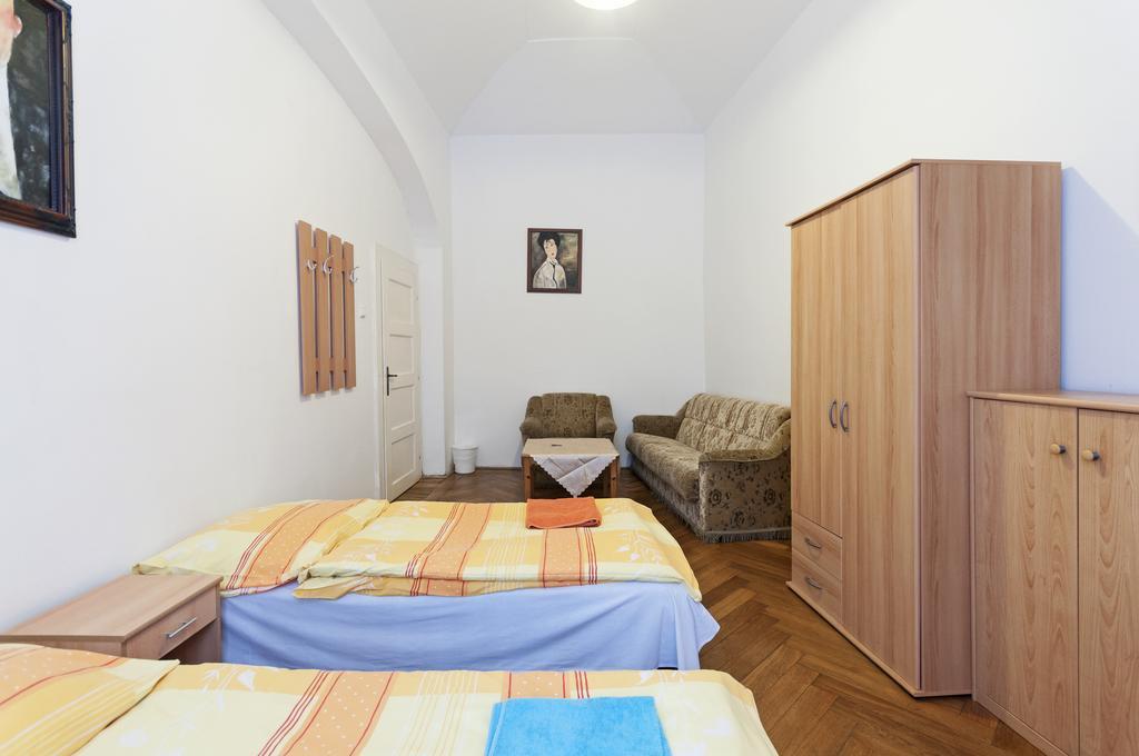 Gallery Hostel Prag Eksteriør billede